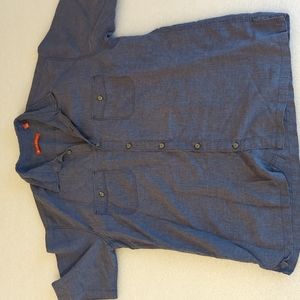 Men's Tori Richard shirt